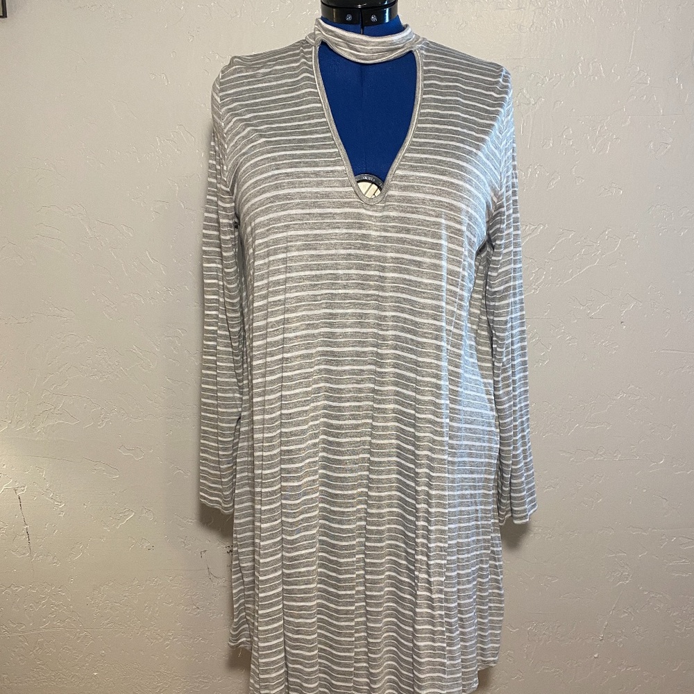 NWOT- Hot Ginger chocker collar blouse, size 2X.